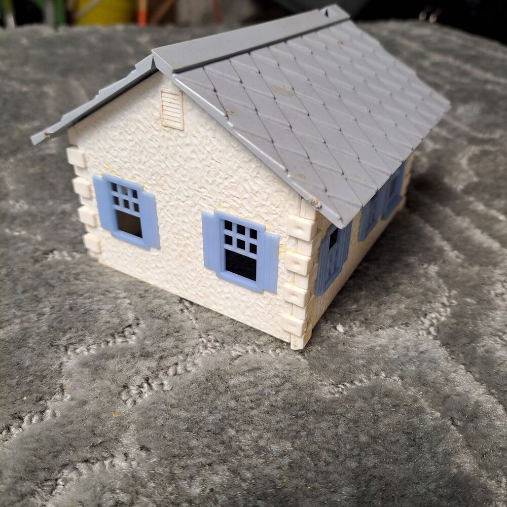 Vtg Plasticville Cape Cod House Kit USA HP-9 TRAIN ACCESSORY Hobby Collector HTF - Picture 10 of 16